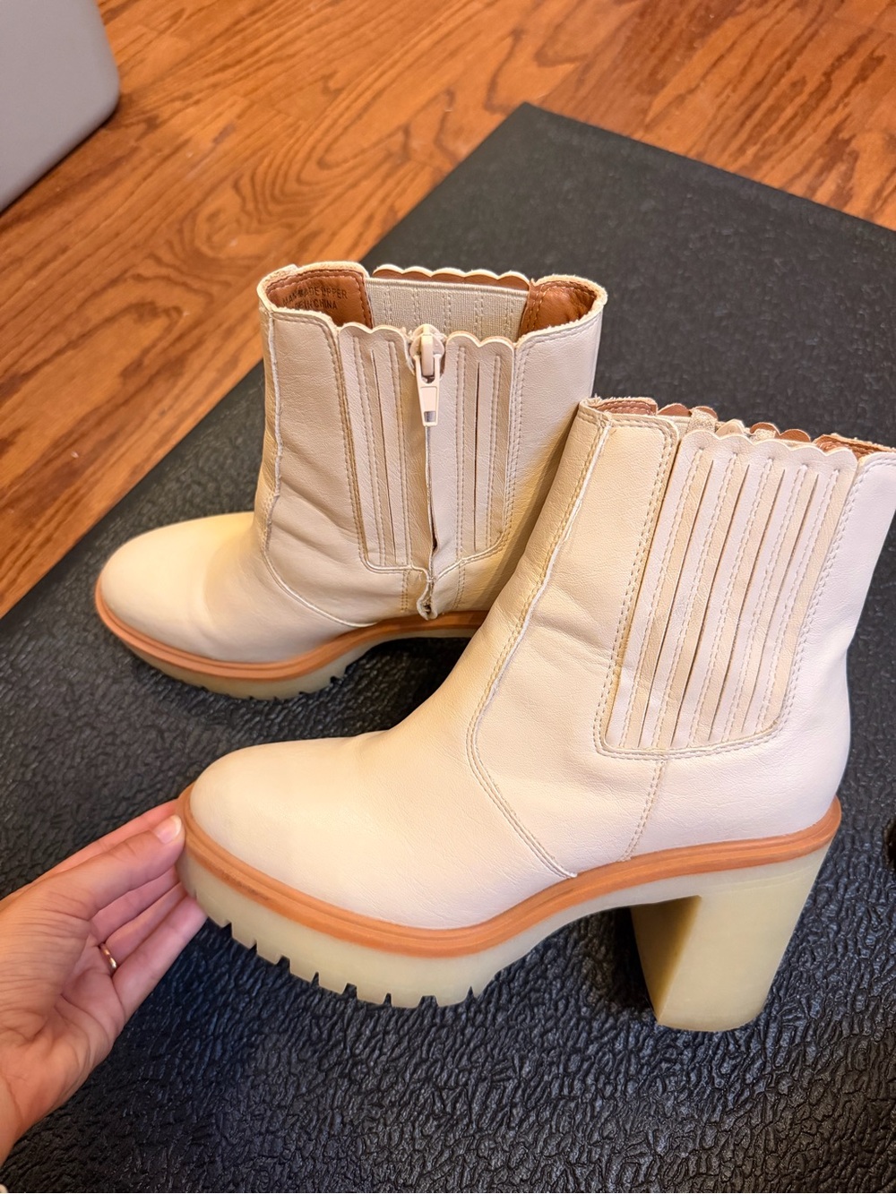 Women's Cream Chunky Heel Chelsea Ankle Boots